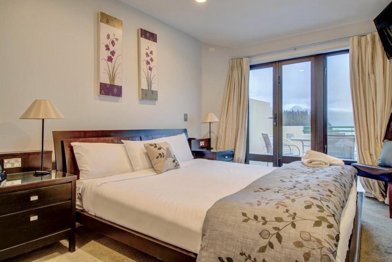 Lakefront Luxury Penthouse Central Queenstown Bagian luar foto